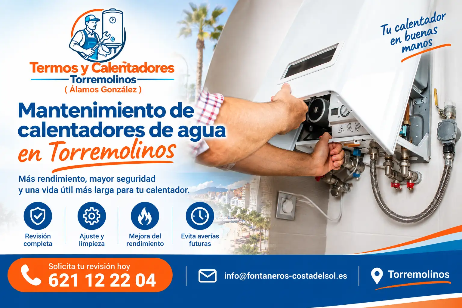 Técnico reparando un calentador en una vivienda de Torremolinos